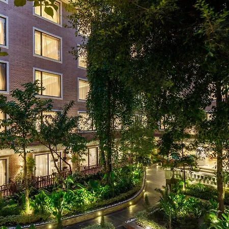 Hotel Thrive, A Tropical Courtyard-3